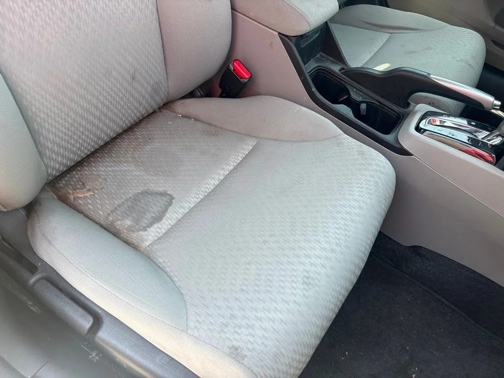 Used 2014 Silver Honda LX image 24