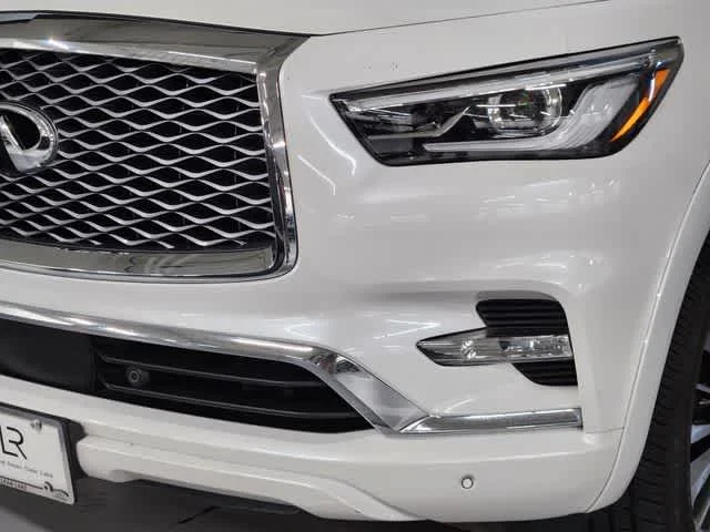 Used 2020 Moonstone White INFINITI LUXE image 12