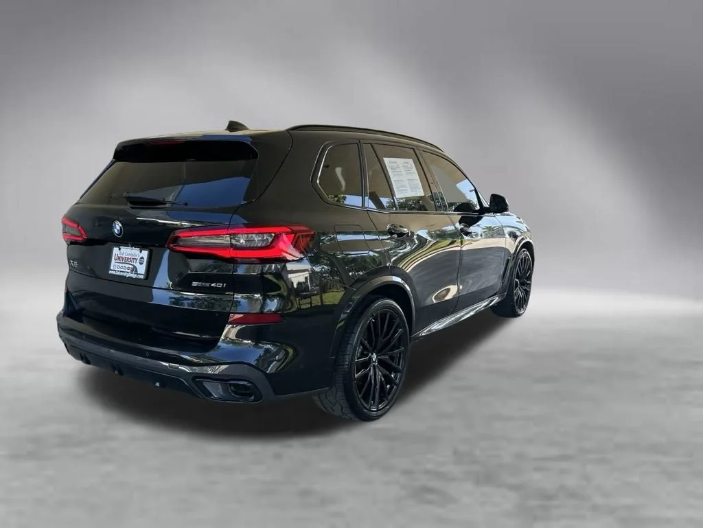 Used 2020 Black BMW sDrive40i image 2