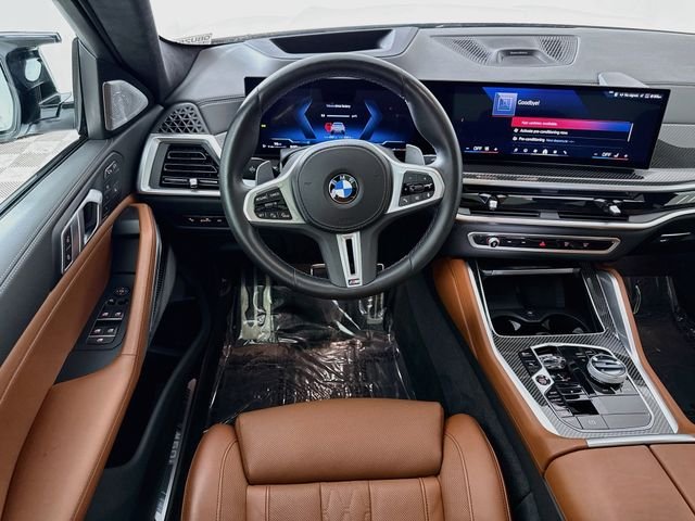 Used 2024 White Metallic BMW M60i image 24