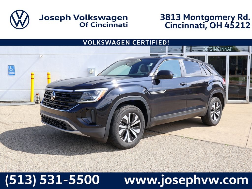 2024 Volkswagen Atlas Cross Sport 2.0T SE's photo
