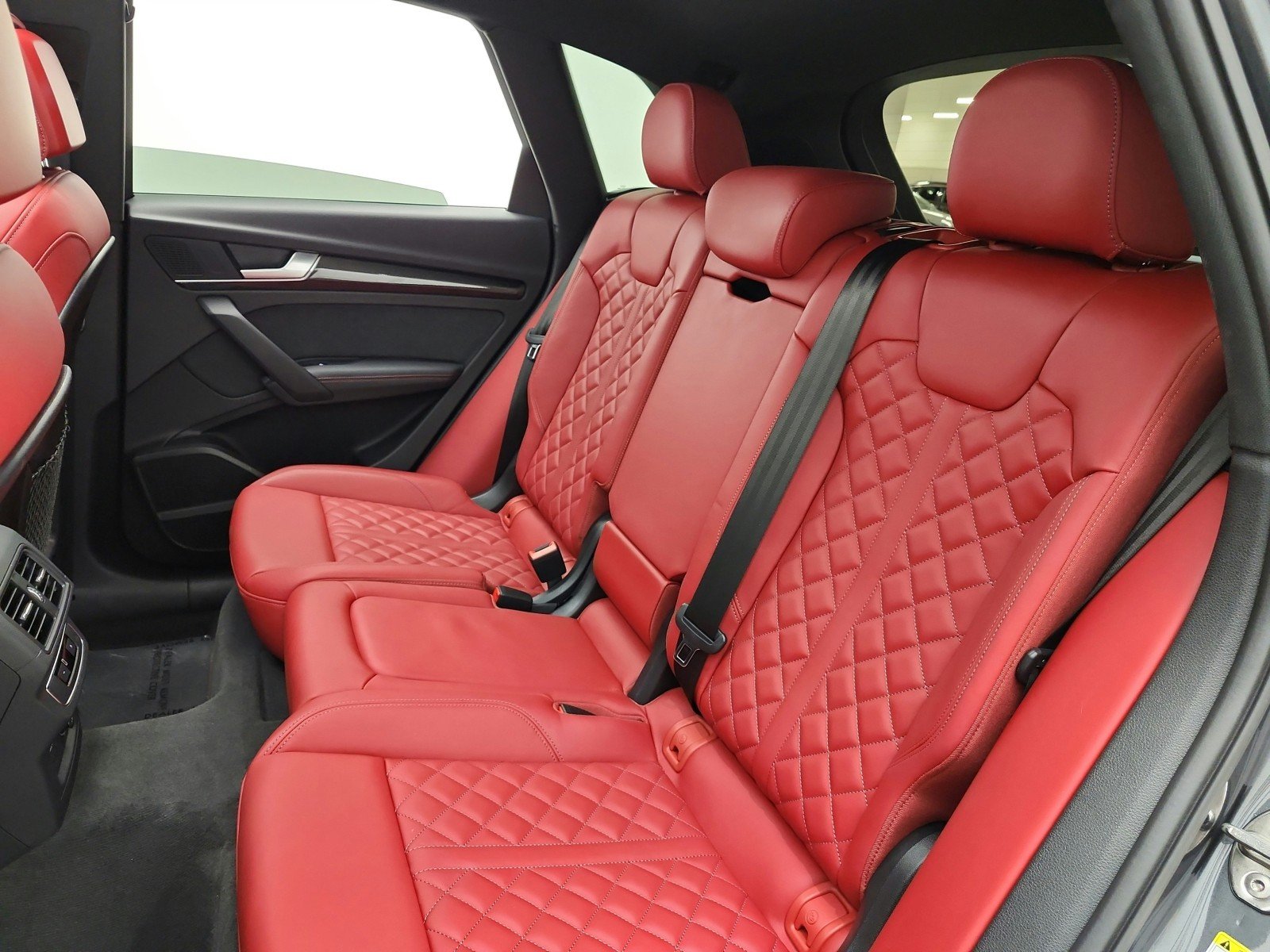 Used 2024 Daytona Gray Pearl Effect Audi Premium Plus image 13
