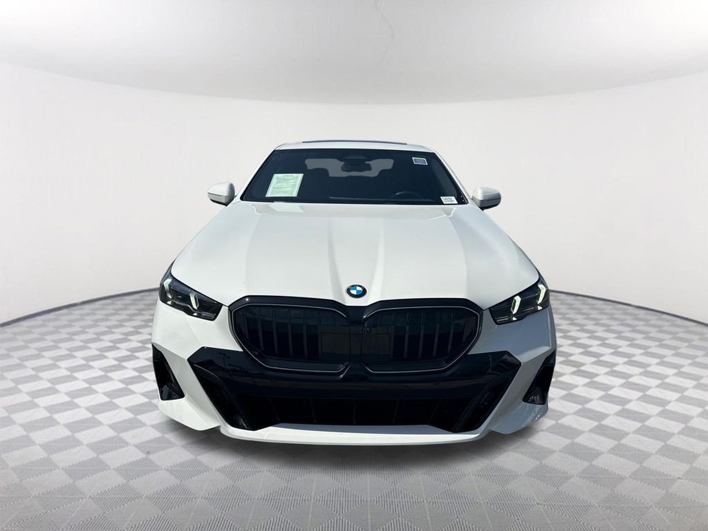 Used 2026 Alpine White BMW 530i image 2