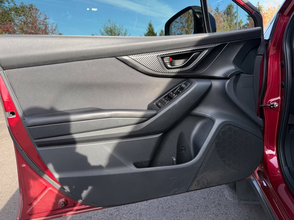 Used 2019 Venetian Red Pearl Subaru 2.0i Premium image 17
