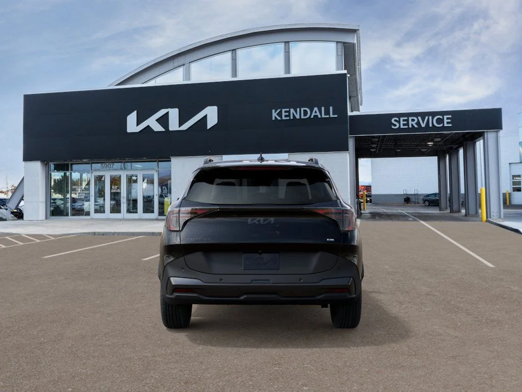 New 2027 Fusion Black Kia X-Line image 5