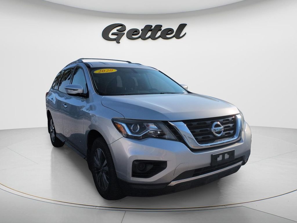 Used 2020 Silver Nissan S image 13