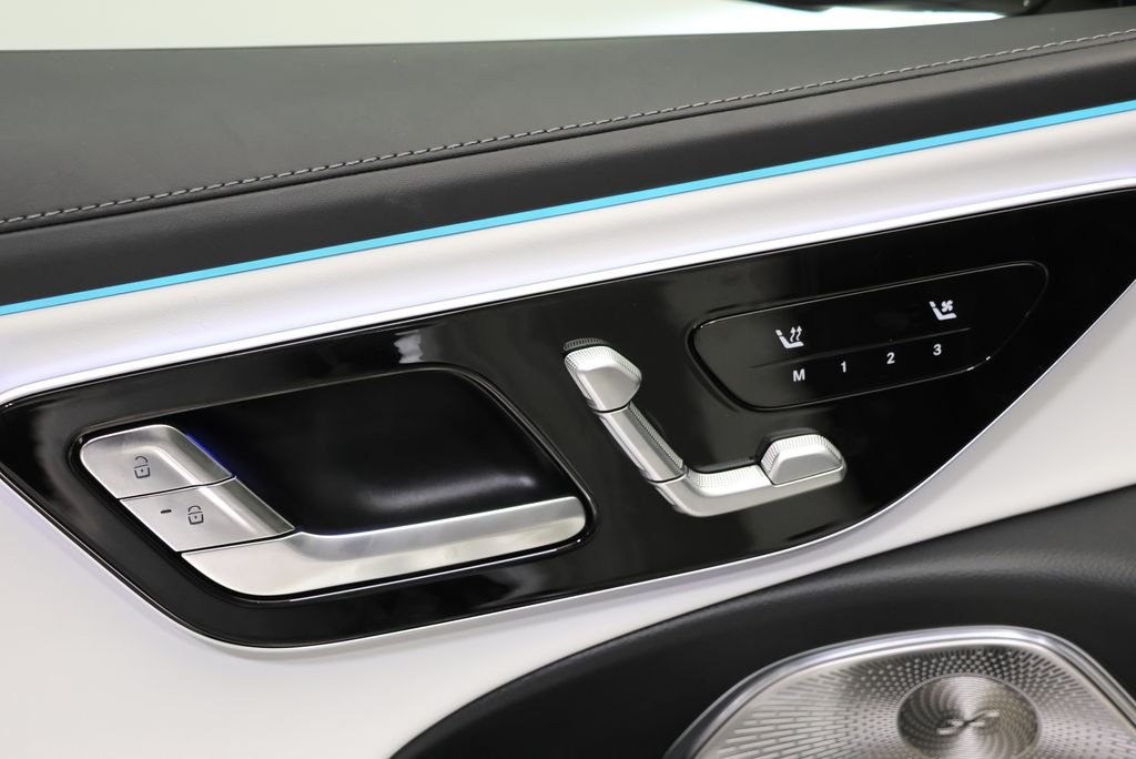 New 2026 Moonlight White Magno Mercedes-Benz E 53 AMG® image 32