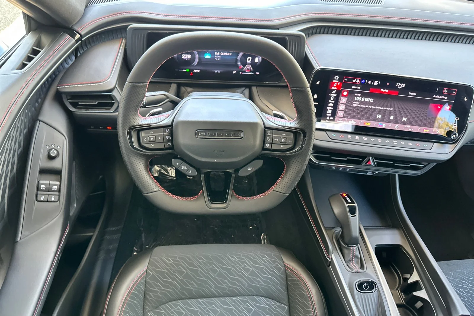 2025 Dodge Charger Daytona R/T - Photo 13