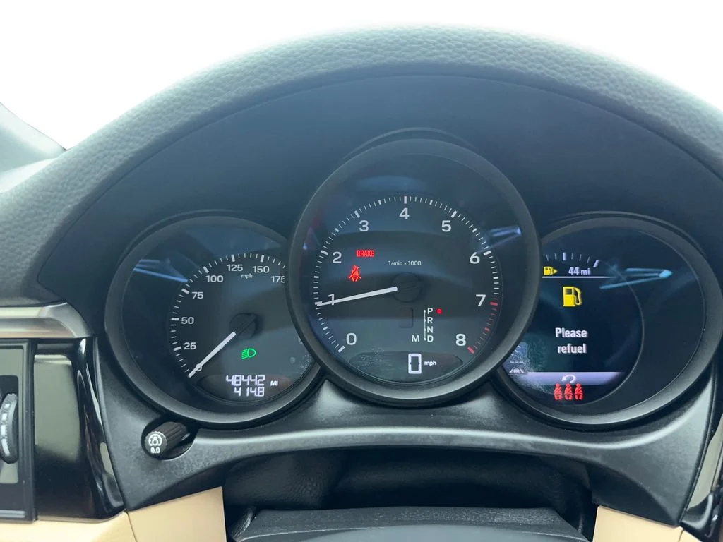 Used 2022 Black Porsche Base image 39