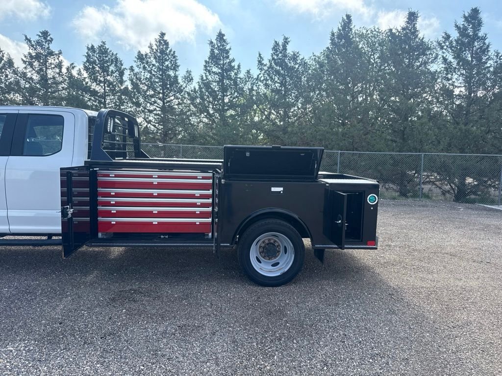 Used 2019 Oxford White Ford XL image 4