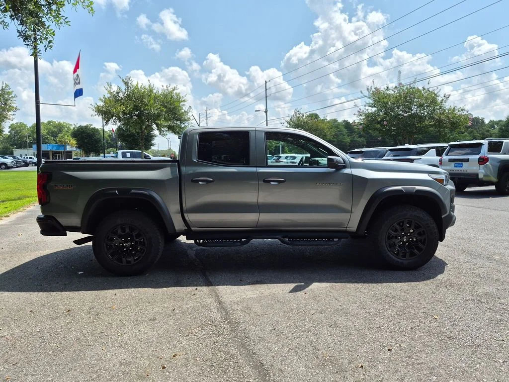 Used 2025 Gray Chevrolet Trail Boss image 6