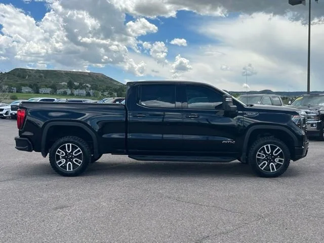 Used 2022 Onyx Black GMC AT4 image 8