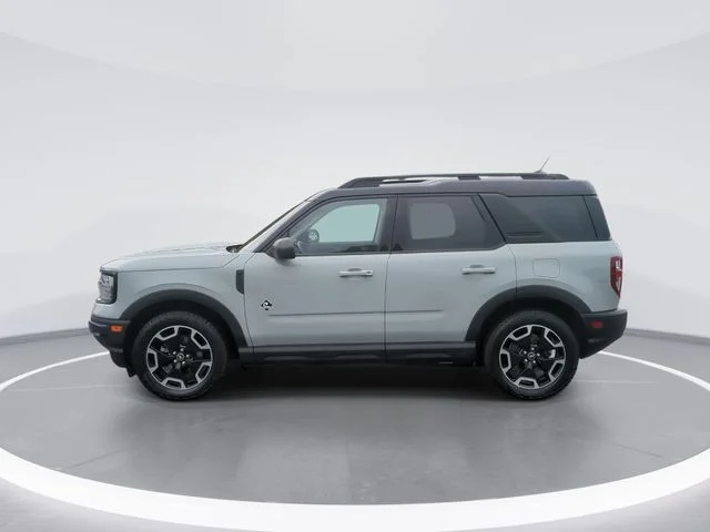 Used 2021 Green Ford Outer Banks image 5