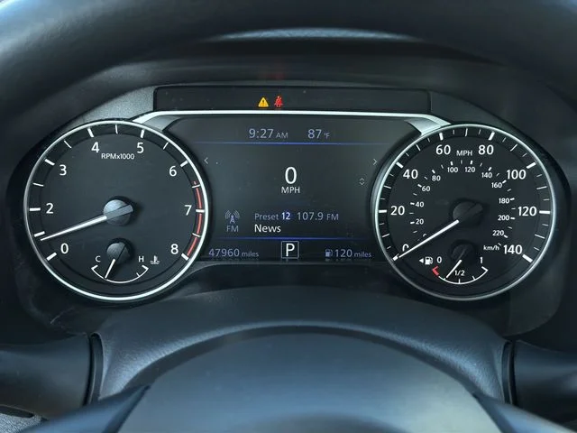 Used 2025 Black Nissan 2.5 SV image 21