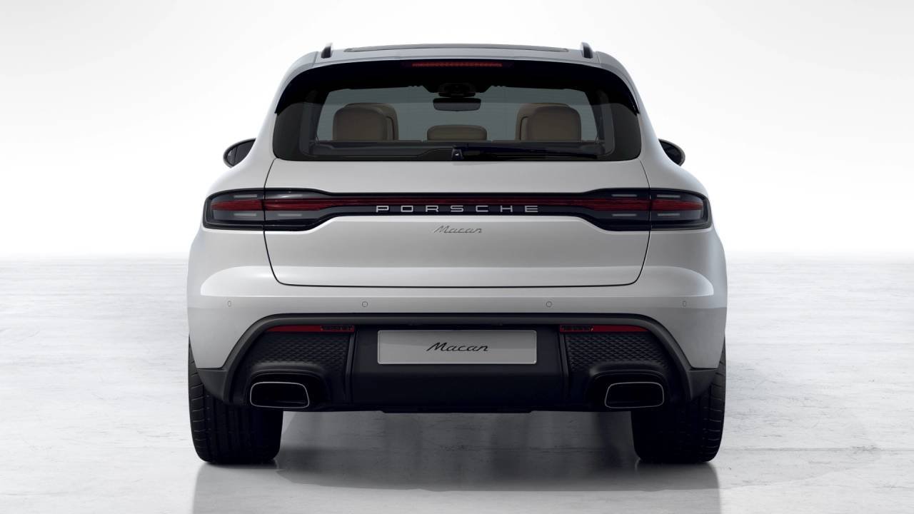 New 2026 Chalk Porsche  image 7