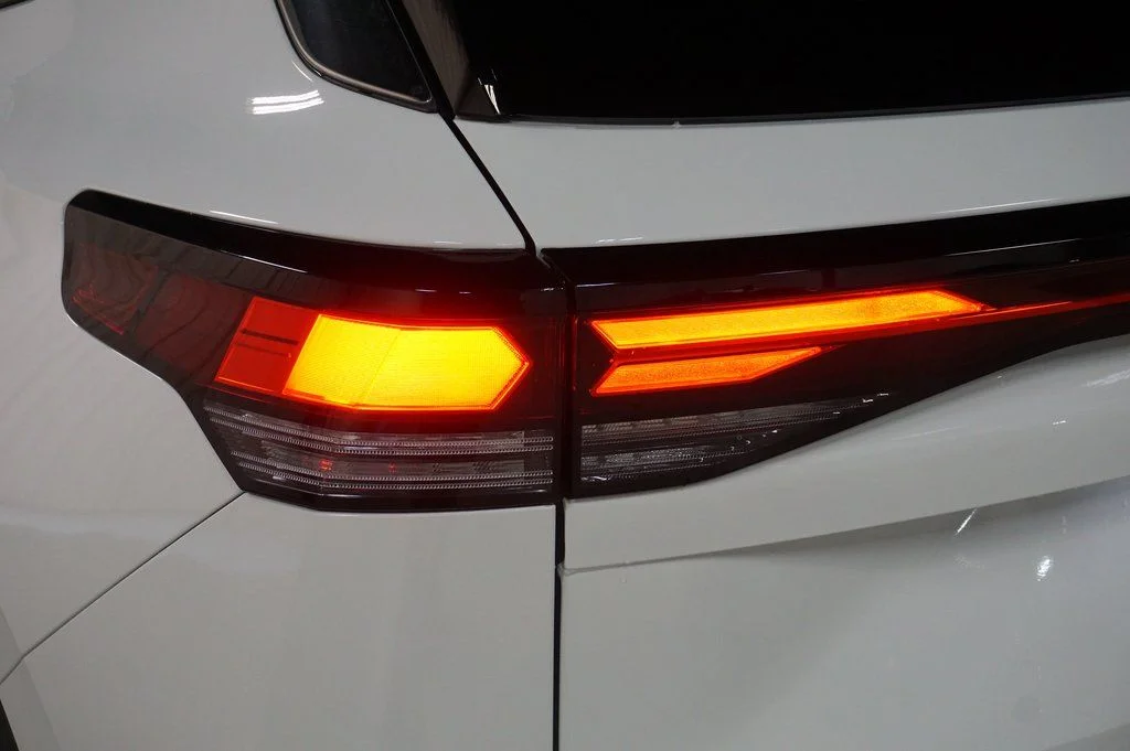 New 2026 White/off-white Volkswagen 2.0T S image 30