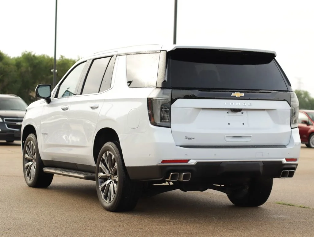 New 2026 Polar White Tricoat Chevrolet High Country image 5
