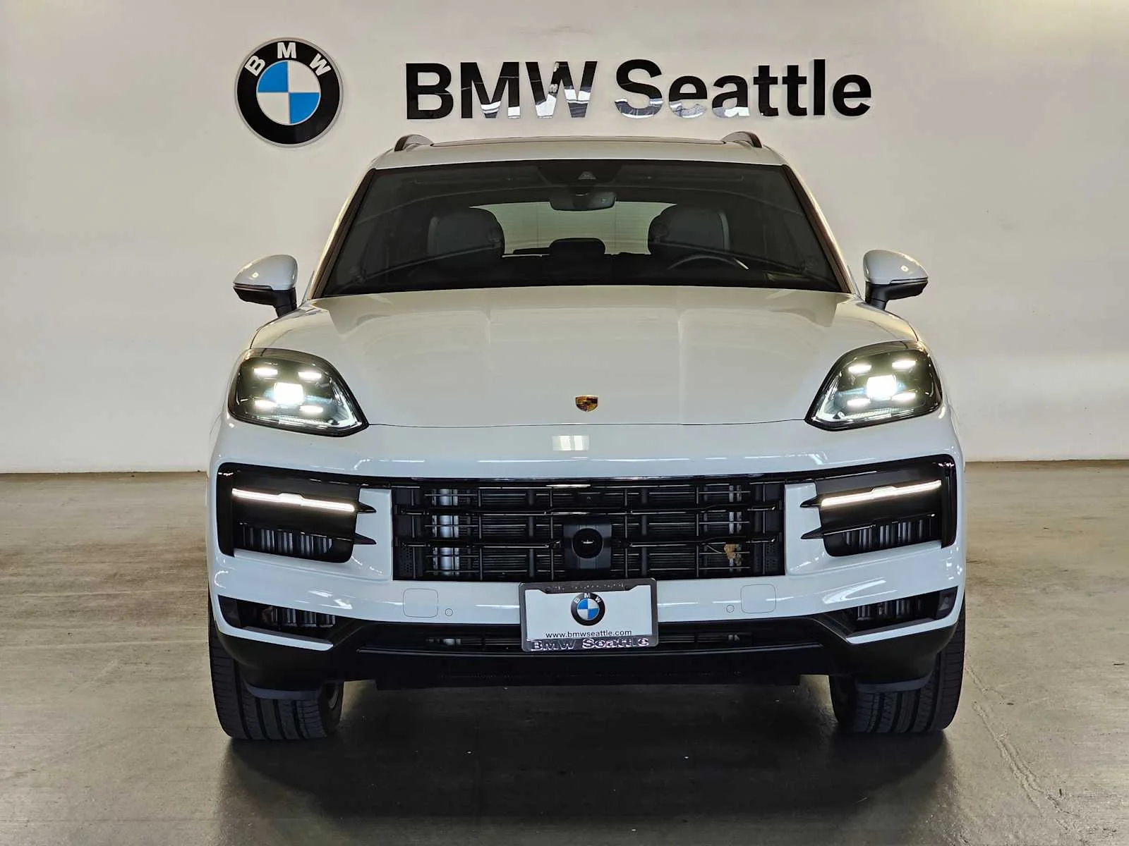 Used 2024 Carrara White Metallic Porsche  image 6