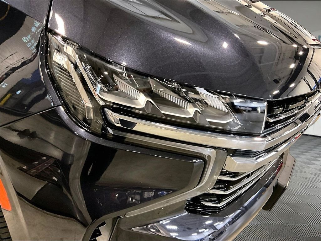 Used 2023 Gray Chevrolet LT image 34