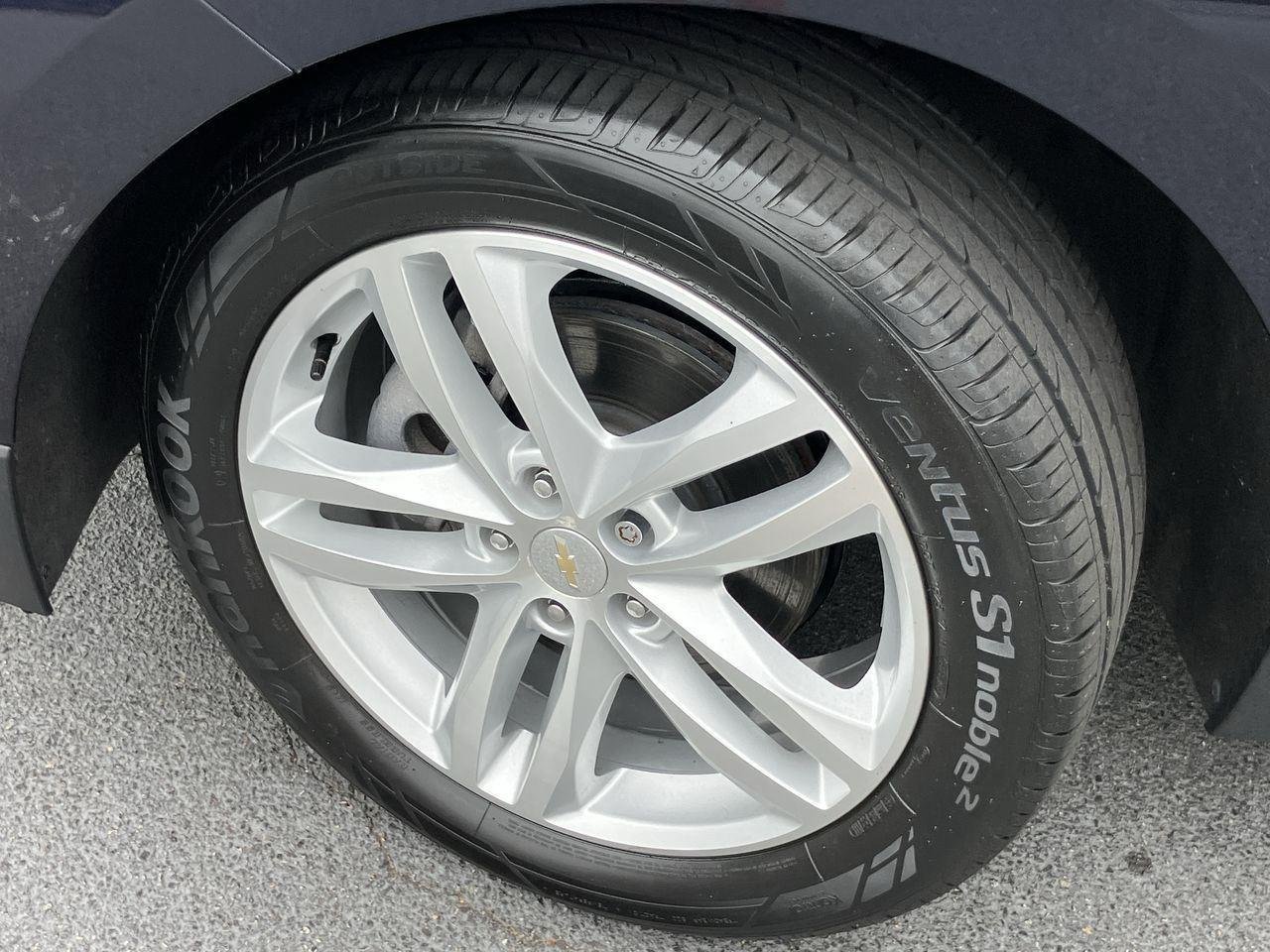 Used 2020 Blue (Midnight Blue Metallic) Chevrolet Premier AWD image 9