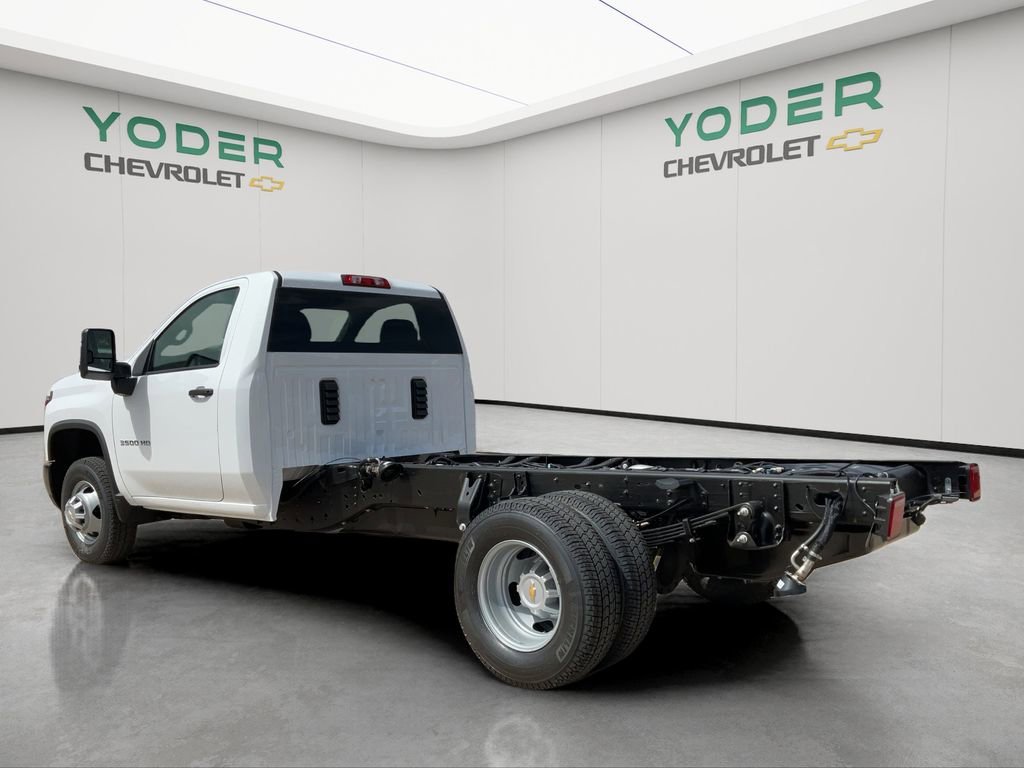 New 2026 Summit White Chevrolet Work Truck image 9