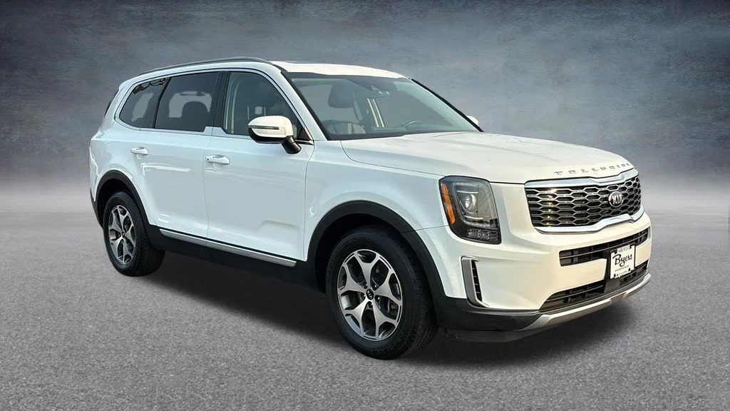 Used 2020 White Kia EX image 2