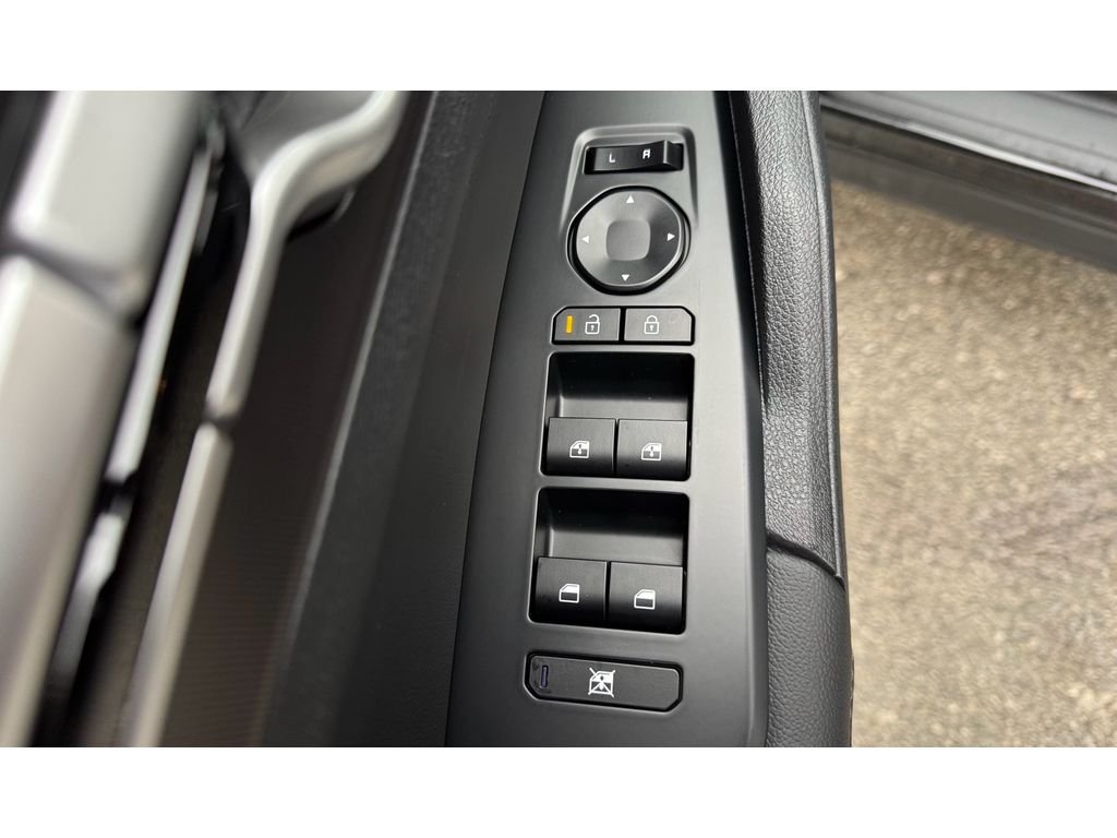 New 2026 Ebony Black Kia EX image 22