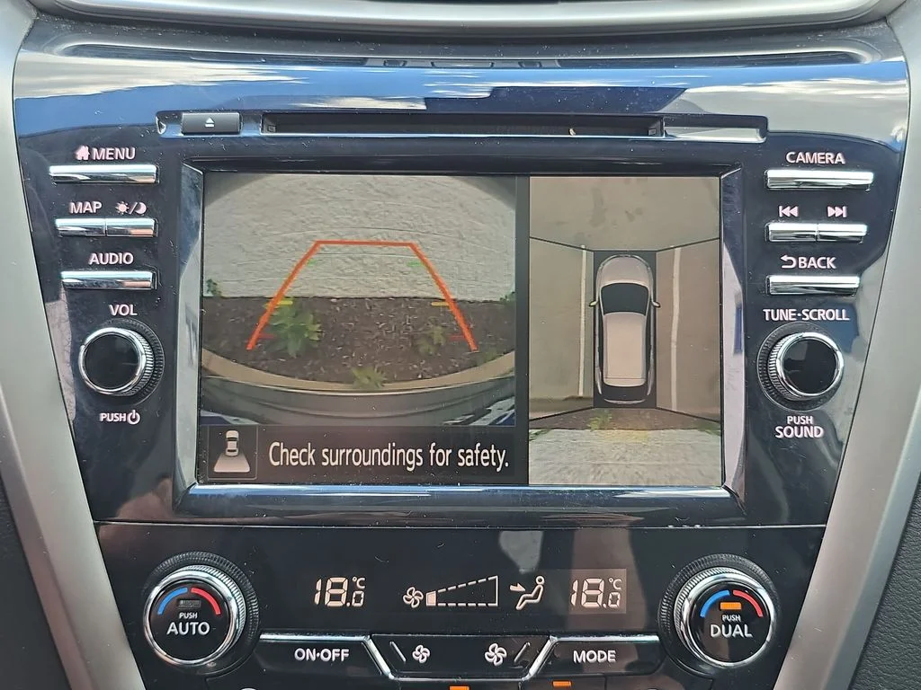 Certified Used 2023  Nissan SL image 15