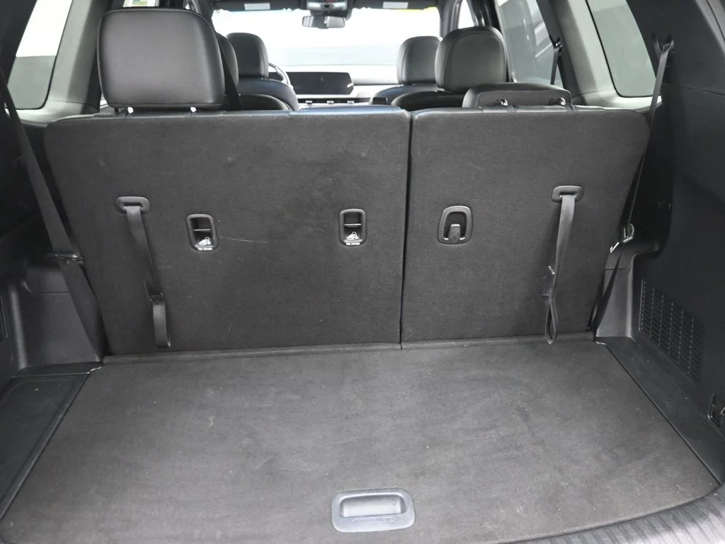 Used 2024 Black Kia EX X-Line image 12