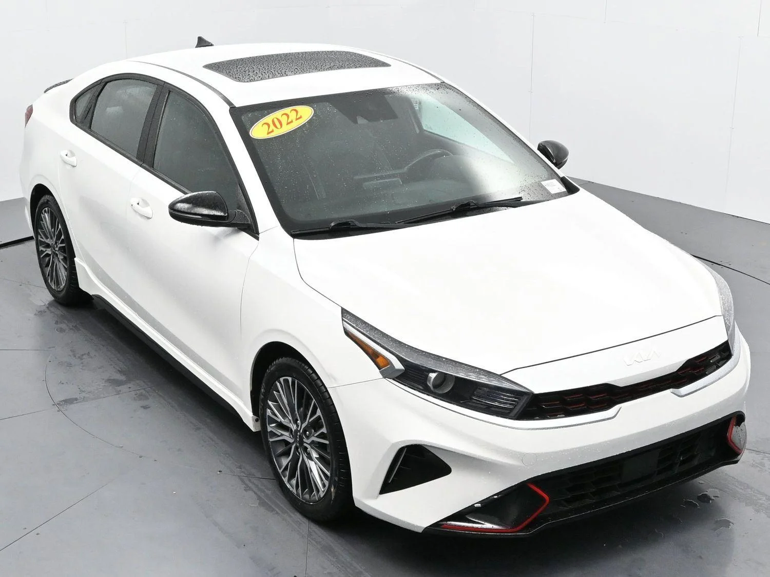 Used 2022 Snow White Pearl Kia GT-Line image 39