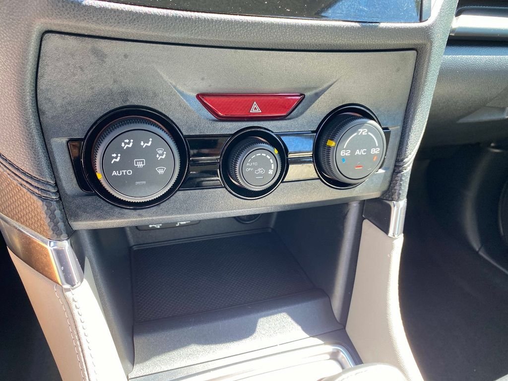 Used 2024 Blue Subaru Base image 15