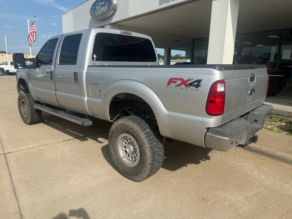 Used 2013 Ingot Silver Metallic Ford XLT image 9