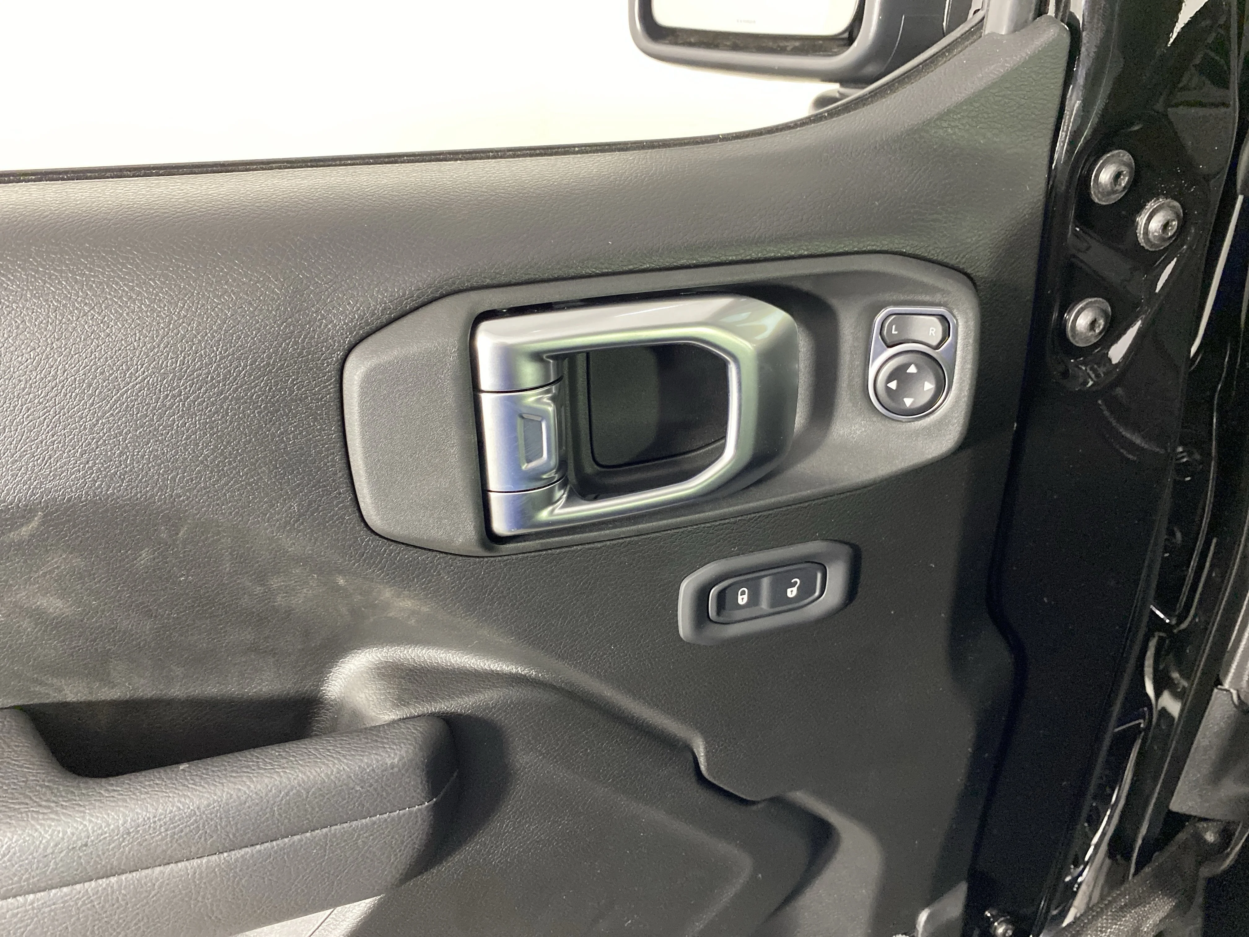 New 2026 Black Clear-Coat Exterior Paint Jeep Sport S image 12