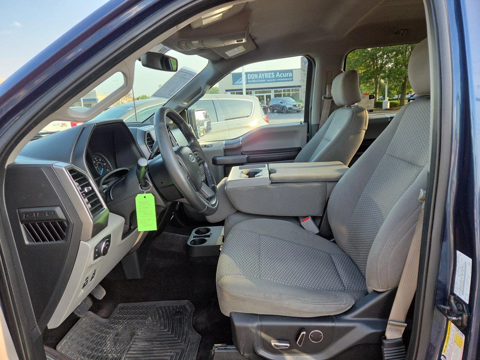 Used 2017 Blue Jeans Ford XLT image 18