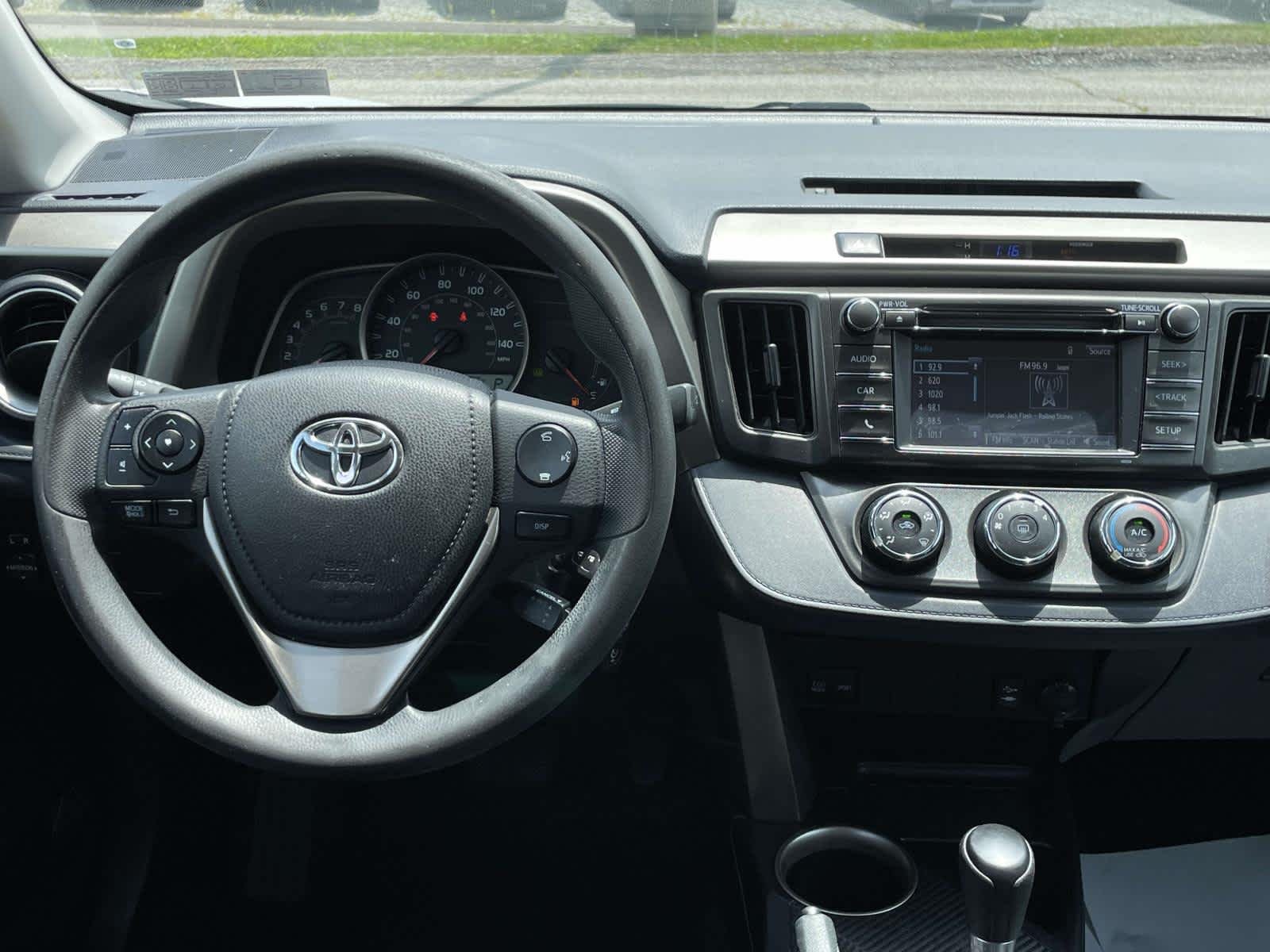 Used 2014 Toyota RAV4 LE with VIN 2T3BFREV1EW174291 for sale in Pittsburgh, PA