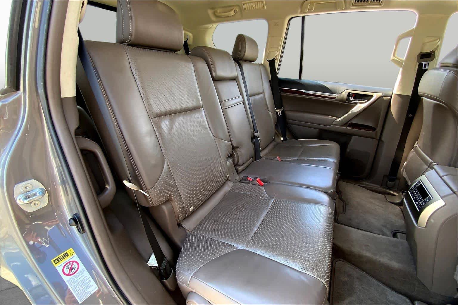 Used 2010 Knights Armor Pearl Lexus  image 18