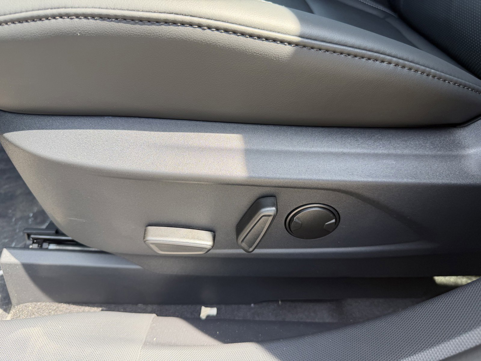 New 2026 Desert Sand Ford Premium image 20