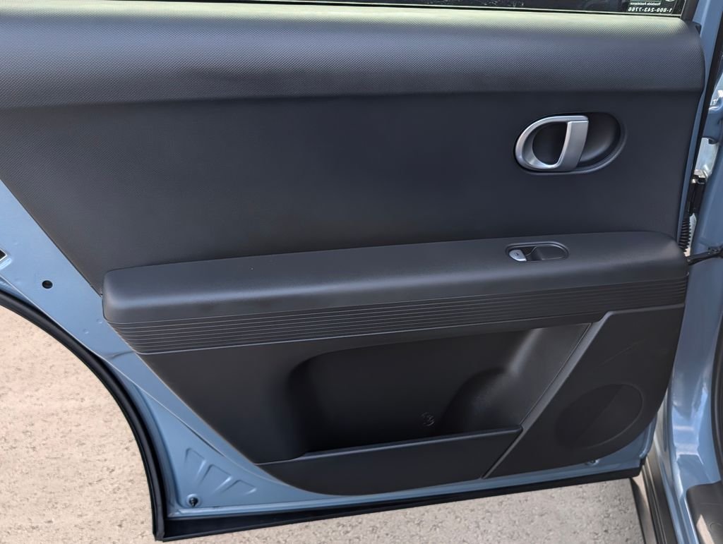 2024 Hyundai IONIQ 5 SE - Photo 15