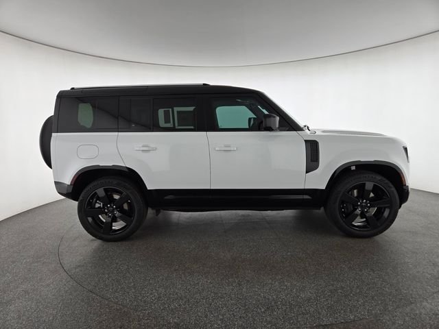 New 2026 Fuji White Land Rover X-Dynamic SE image 6