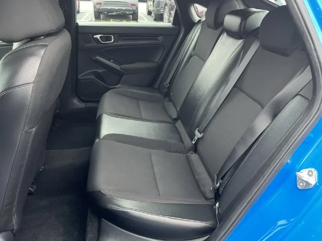 Used 2025  Honda Sport image 32