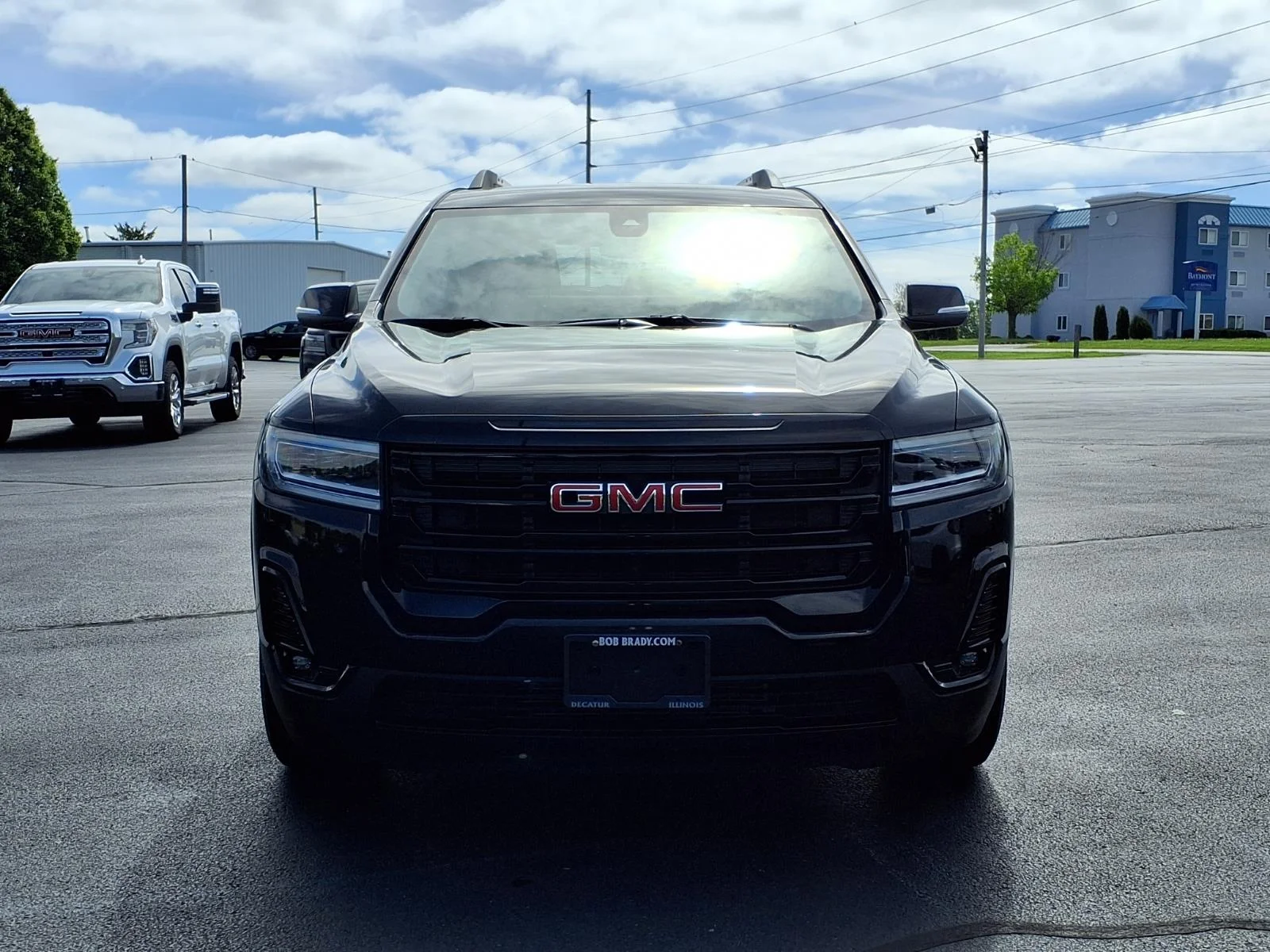 Used 2023 Black GMC SLT image 25