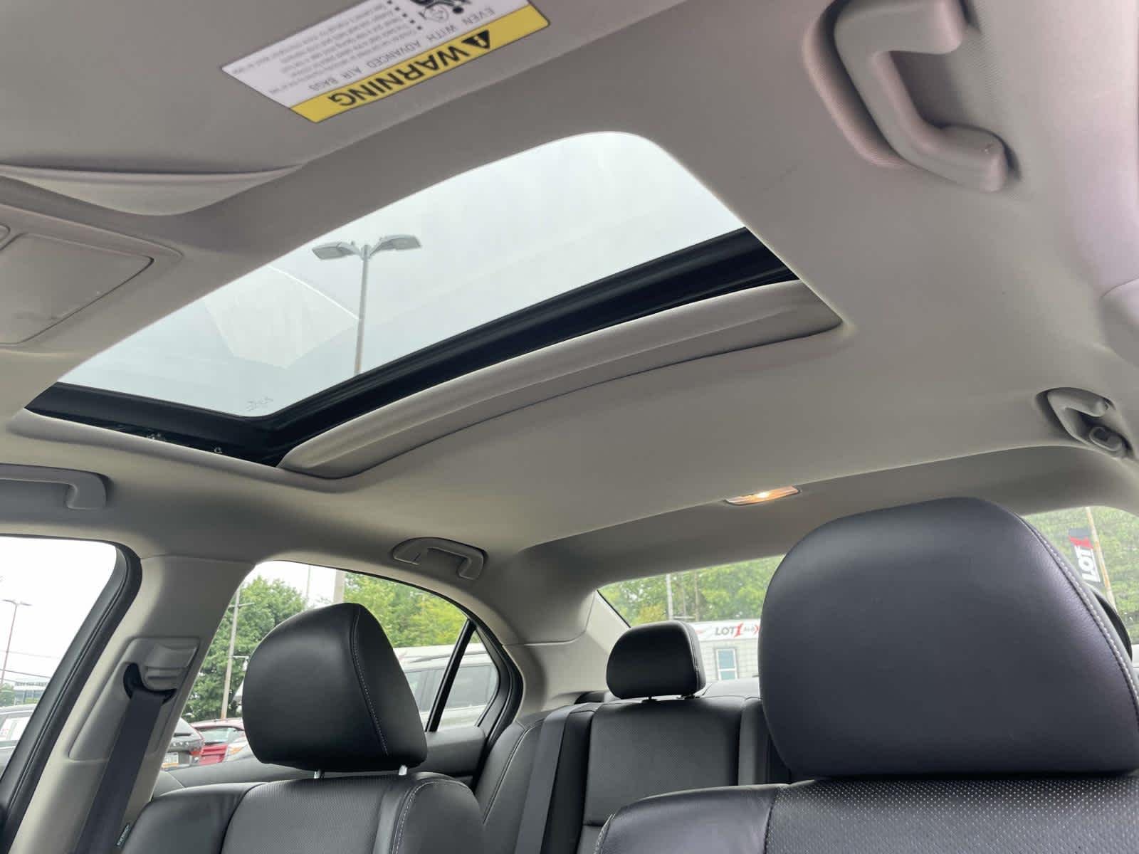 Used 2012 Bellanova White Pearl Acura  image 6