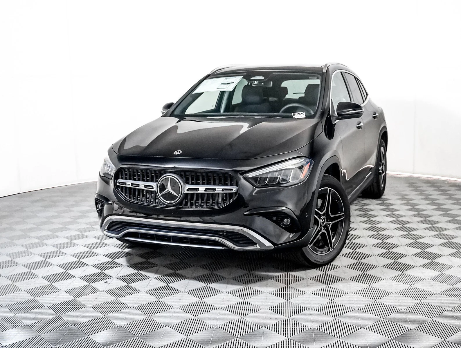 2026 Mercedes-Benz GLA GLA 250's photo