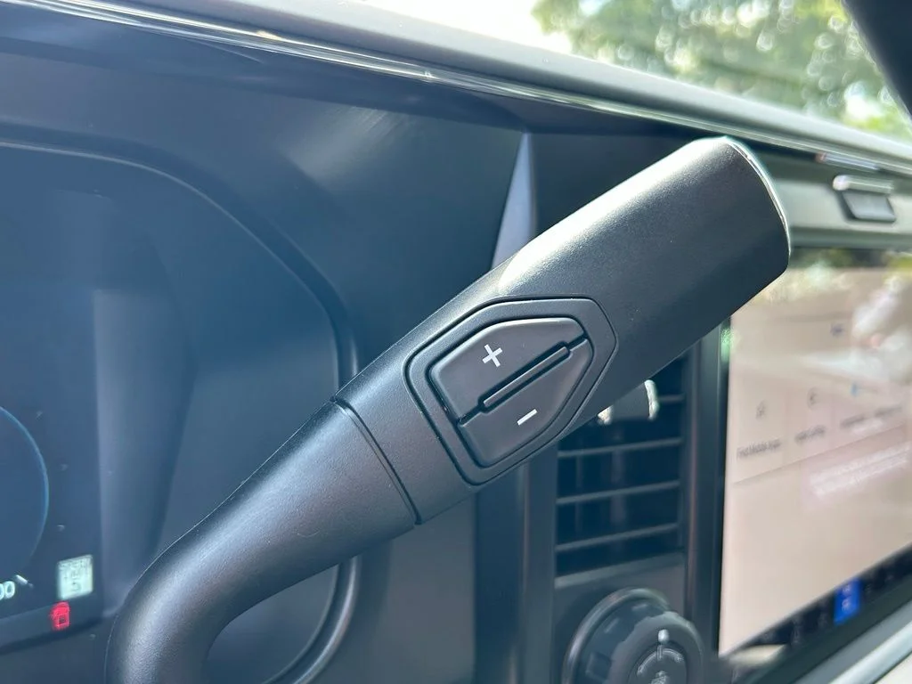 New 2026 Avalanche Ford Lariat image 14