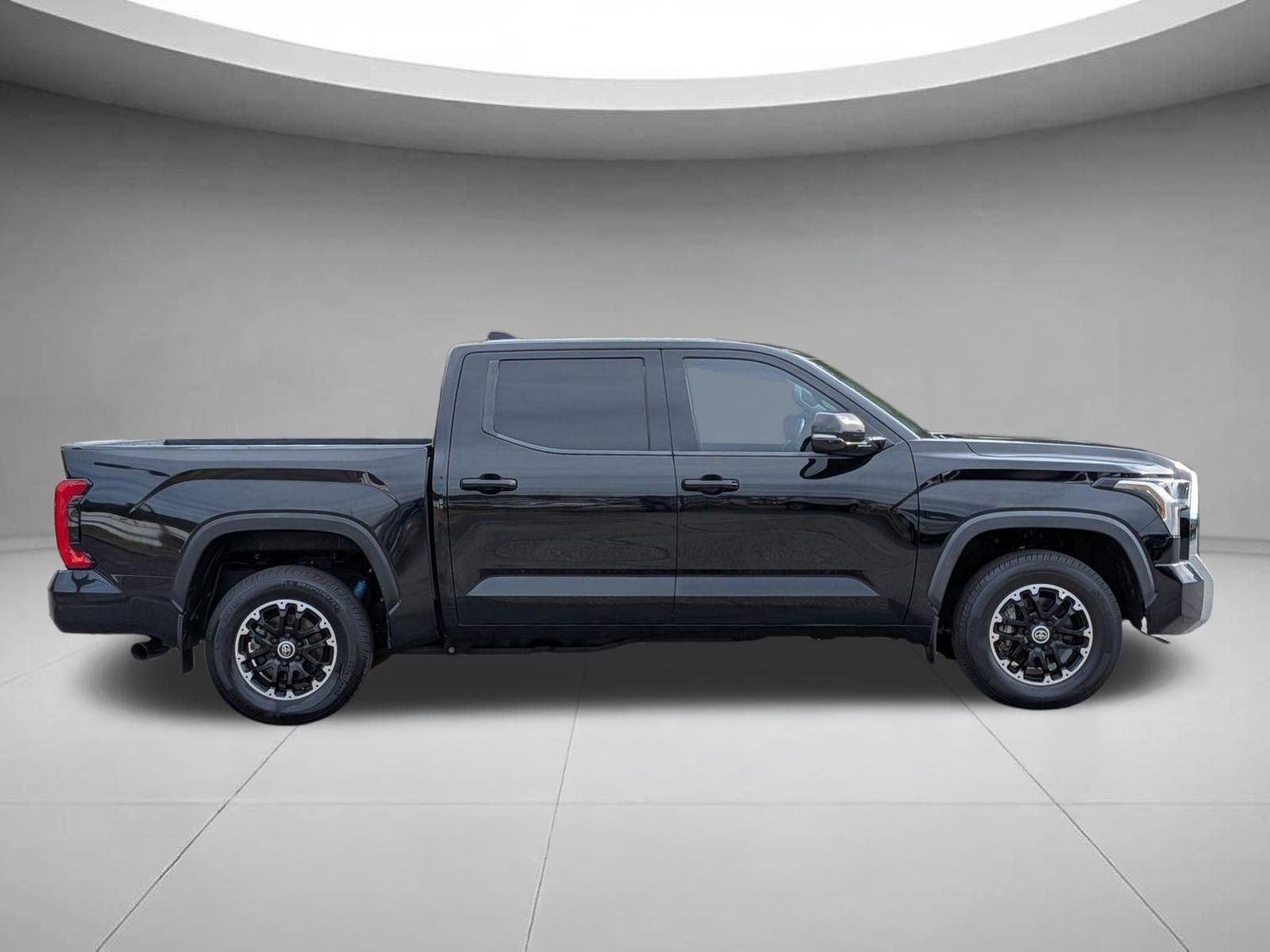 Used 2022 Midnight Black Metallic Toyota SR5 image 3