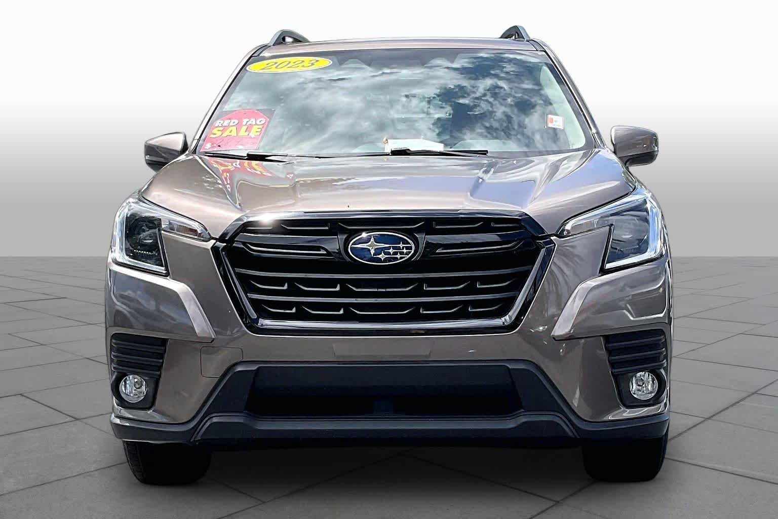 Used 2023 Brilliant Bronze Metallic Subaru Premium image 4