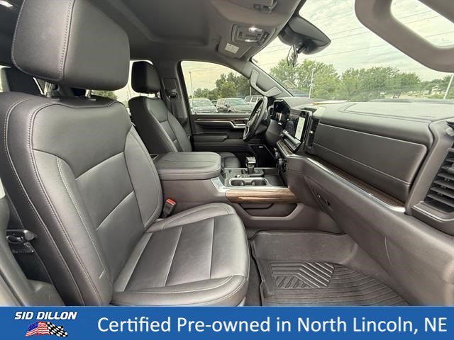 Used 2024 Summit White Chevrolet LT Trail Boss image 21