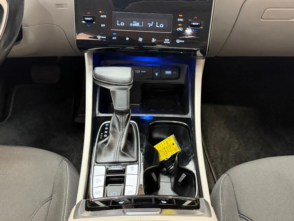 Used 2022 Amazon Gray Hyundai SEL image 13