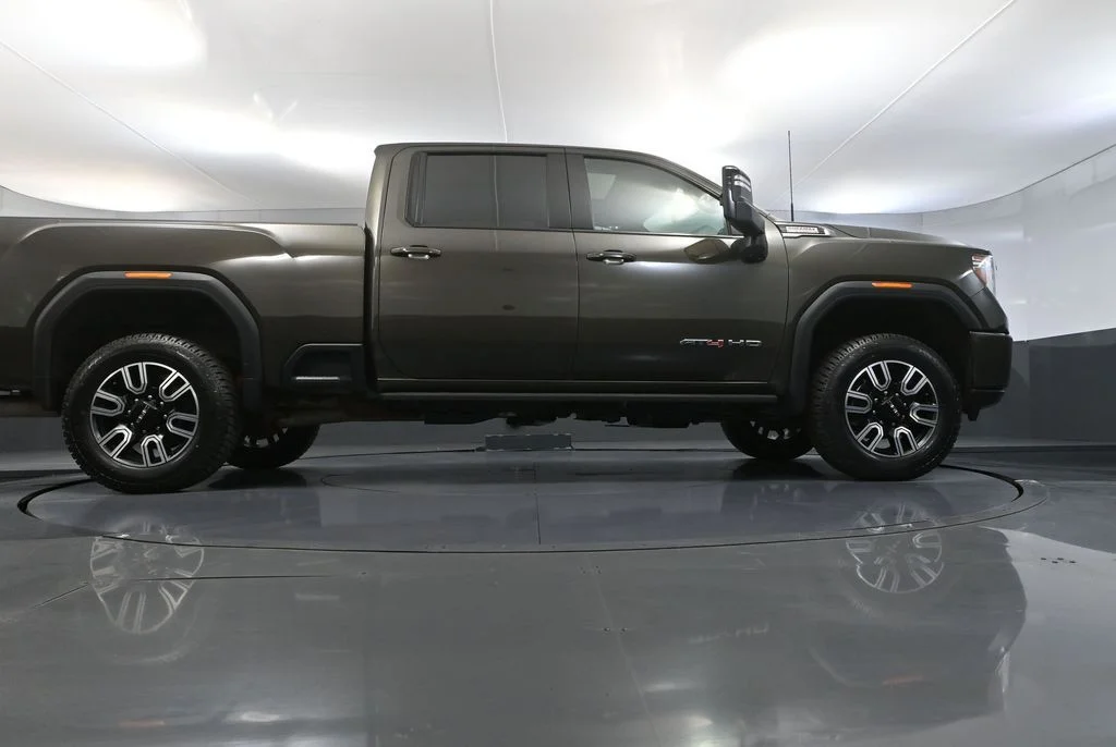 Used 2022 Green GMC AT4 image 60