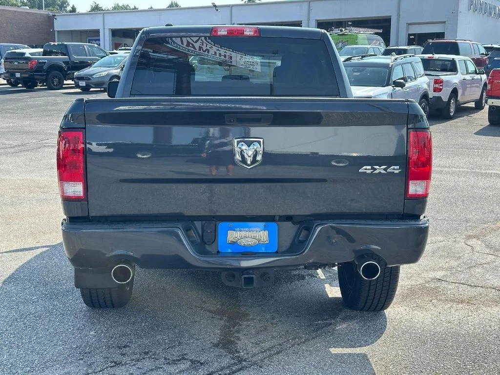 Used 2019 Granite Crystal Metallic Ram  image 4